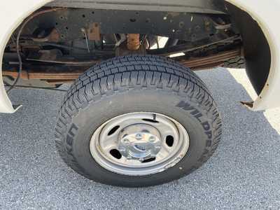 2016 Ford F350 Reg Cab, $24499.00. Photo 9