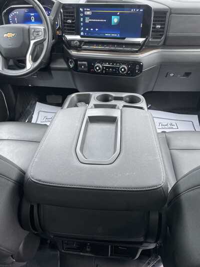 2023 Chevrolet 1500 Ext Cab, $38000.00. Photo 12