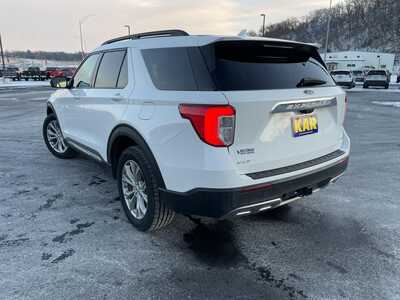 2023 Ford Explorer, $33599.00. Photo 7