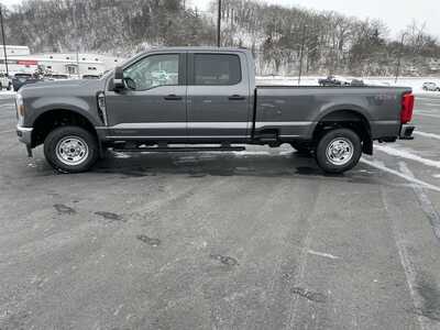 2026 Ford F350 Crew Cab, $72905.00. Photo 6