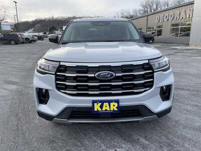 2026 Ford Explorer, $46720.00. Photo 4