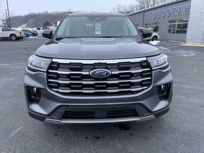 2026 Ford Explorer, $46320.00. Photo 4
