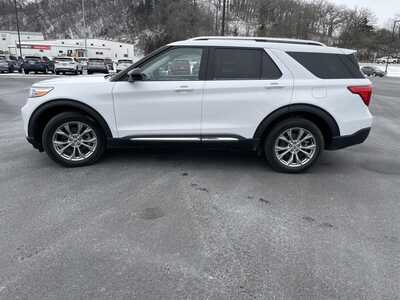 2024 Ford Explorer, $35599.00. Photo 6
