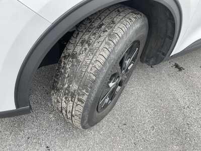 2024 Ford Escape, $22599.00. Photo 10