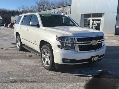 2018 Chevrolet Tahoe, $19999.00. Photo 2