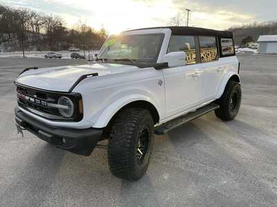 2023 Ford Bronco, $39999.00. Photo 5