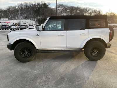 2023 Ford Bronco, $39999.00. Photo 6