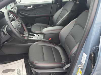 2026 Ford Escape, $33275.00. Photo 9
