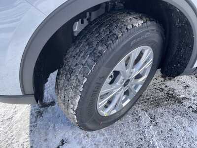 2026 Ford Escape, $31395.00. Photo 10