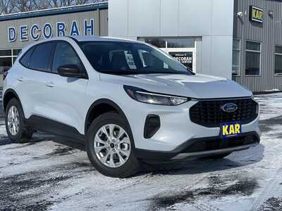 2026 Ford Escape, $31395.00. Photo 3