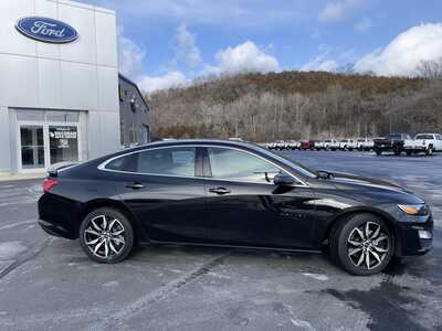 2023 Chevrolet Malibu, $21000.00. Photo 2