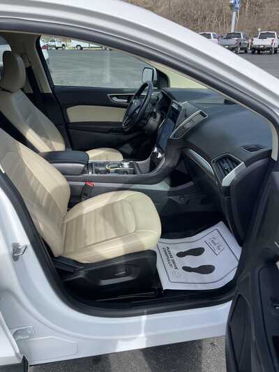 2022 Ford Edge, $25799.00. Photo 12