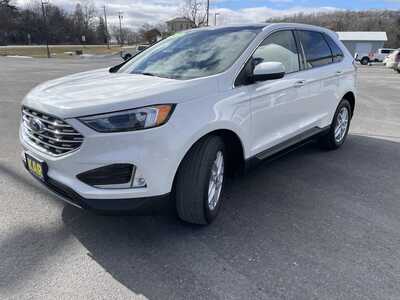 2022 Ford Edge, $25799.00. Photo 5