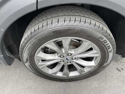 2023 Ford Explorer, $31599.00. Photo 9