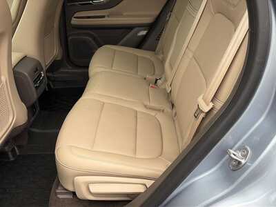 2022 Lincoln Corsair, $33999.00. Photo 9