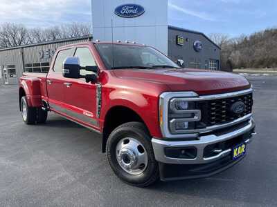 2023 Ford F350 Crew Cab, $69995.00. Photo 3