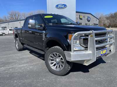 2020 Ford F350 Crew Cab, $37799.00. Photo 3