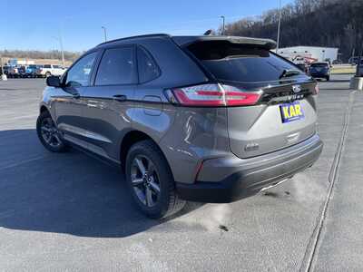 2023 Ford Edge, $26399.00. Photo 7