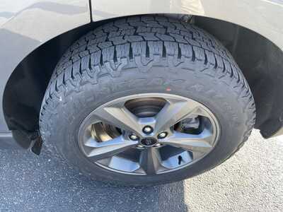 2023 Ford Edge, $26399.00. Photo 9