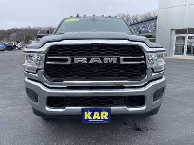 2022 RAM 2500 Crew Cab, $29899.00. Photo 4