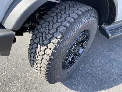 2026 Ford Bronco, $59314.00. Photo 11