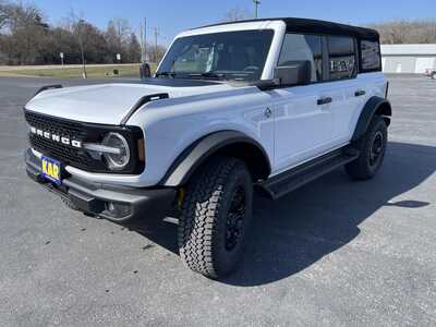 2026 Ford Bronco, $59314.00. Photo 5
