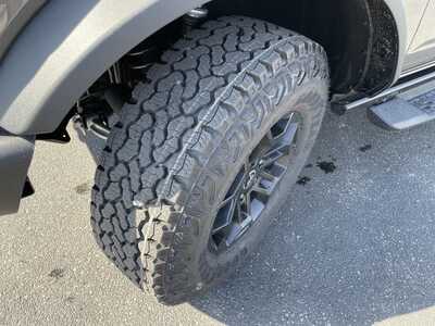 2026 Ford Bronco, $57336.00. Photo 11