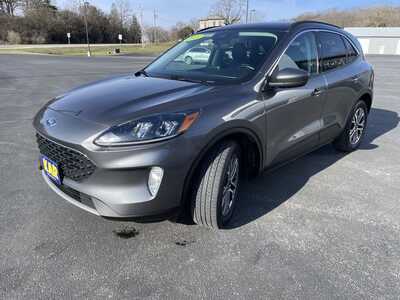 2021 Ford Escape, $18000.00. Photo 5