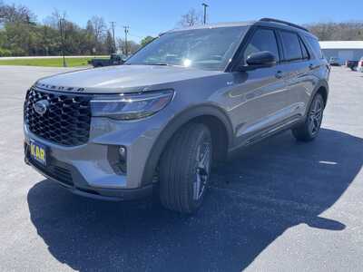 2026 Ford Explorer, $49246.00. Photo 5