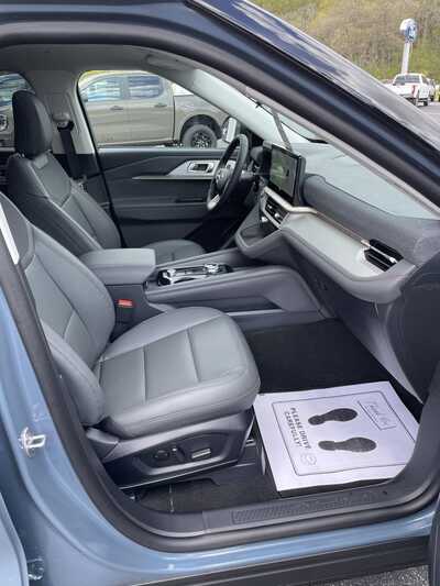 2026 Ford Explorer, $48348.48. Photo 12