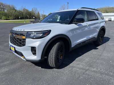 2026 Ford Explorer, $57781.00. Photo 5