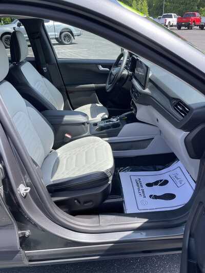 2023 Ford Escape, $30000.00. Photo 12