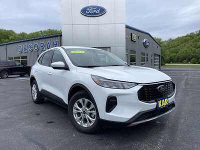 2023 Ford Escape, $27599.00. Photo 3