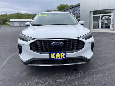 2023 Ford Escape, $27599.00. Photo 4