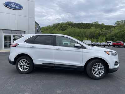 2023 Ford Edge, $31599.00. Photo 2