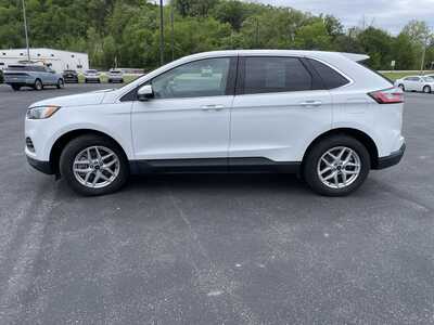 2023 Ford Edge, $31599.00. Photo 6