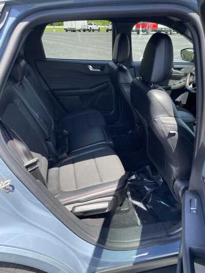 2024 Ford Escape, $27000.00. Photo 10