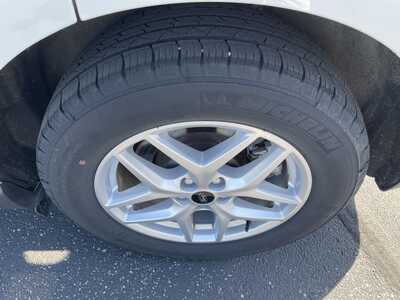 2024 Ford Edge, $30999.00. Photo 9