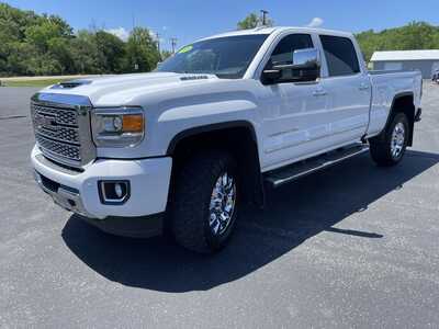 2018 GMC Sierra 2500HD, $0.00. Photo 5