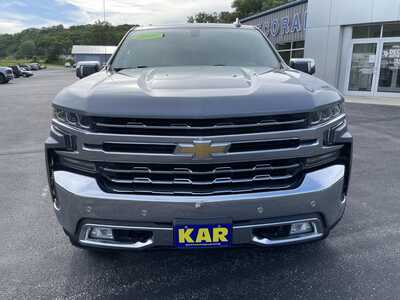 2020 Chevrolet 1500 Crew Cab, $25299.00. Photo 4