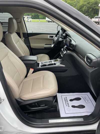 2024 Ford Explorer, $34199.00. Photo 12
