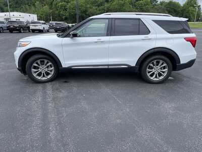 2024 Ford Explorer, $34199.00. Photo 6