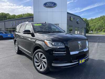 2023 Lincoln Navigator, $63899.00. Photo 3