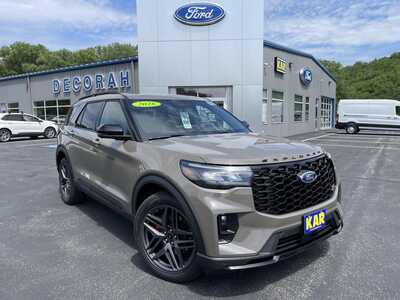 2026 Ford Explorer, $60675.00. Photo 3