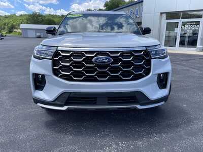 2025 Ford Explorer, $0.00. Photo 4