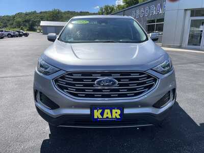 2022 Ford Edge, $21799.00. Photo 4