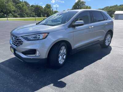2022 Ford Edge, $21799.00. Photo 5