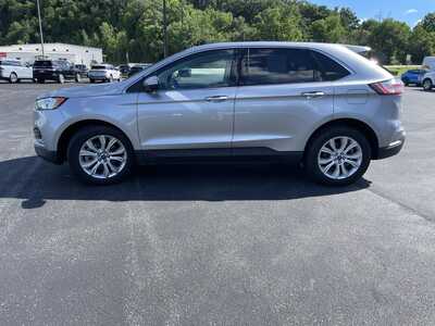2022 Ford Edge, $21799.00. Photo 6