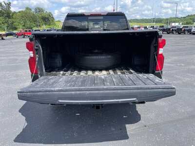 2021 Chevrolet 1500 Crew Cab, $25000.00. Photo 10
