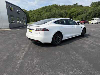2019 Tesla Model S, $27000.00. Photo 10